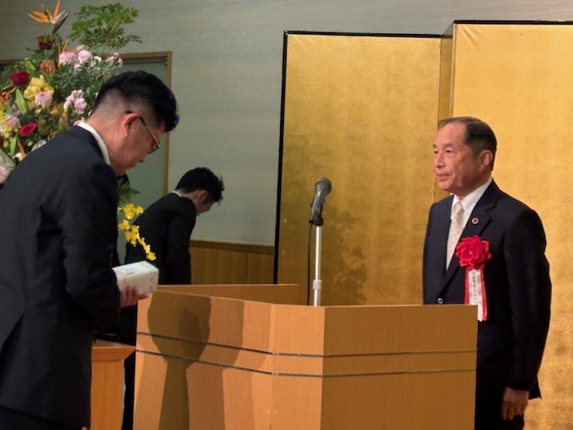 令和7年度近畿管区内優秀警察職員表彰式 | 公益財団法人 近畿警察官友の会